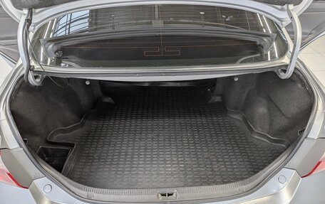 Toyota Camry, 2011 год, 1 280 000 рублей, 10 фотография