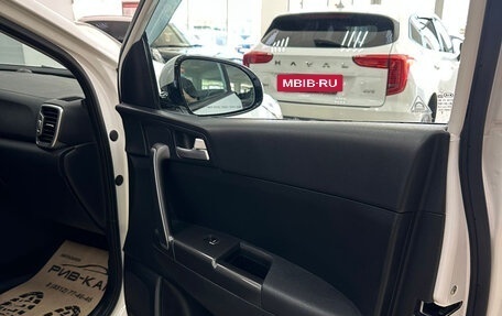 KIA Sportage IV рестайлинг, 2018 год, 2 170 000 рублей, 19 фотография