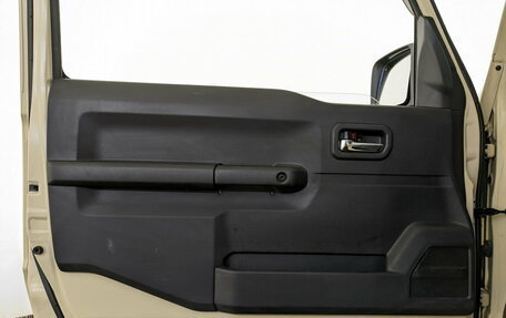 Suzuki Jimny, 2020 год, 2 650 000 рублей, 19 фотография