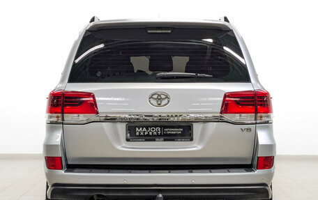 Toyota Land Cruiser 200, 2018 год, 7 995 000 рублей, 6 фотография