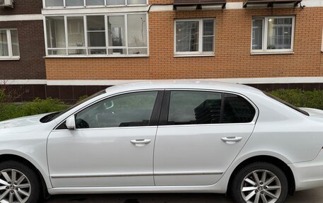 Skoda Superb III рестайлинг, 2014 год, 1 345 000 рублей, 8 фотография