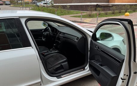 Skoda Superb III рестайлинг, 2014 год, 1 345 000 рублей, 12 фотография