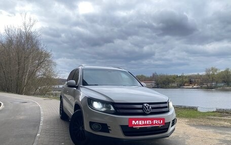Volkswagen Tiguan I, 2012 год, 1 380 000 рублей, 2 фотография