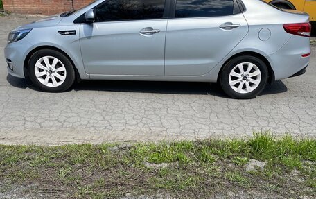 KIA Rio III рестайлинг, 2016 год, 1 090 000 рублей, 4 фотография