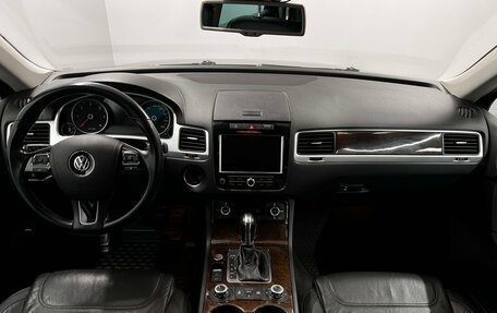 Volkswagen Touareg III, 2014 год, 2 299 000 рублей, 8 фотография