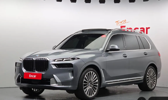 BMW X7 G07, 2022 год, 10 920 000 рублей, 1 фотография