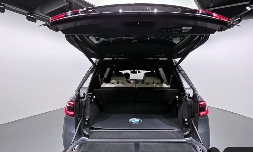 BMW X7 G07, 2022 год, 10 920 000 рублей, 17 фотография