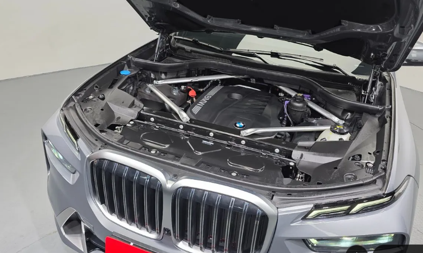 BMW X7 G07, 2022 год, 10 920 000 рублей, 4 фотография