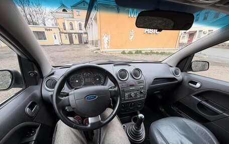 Ford Fiesta, 2007 год, 340 000 рублей, 2 фотография