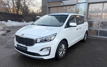KIA Carnival III, 2019 год, 2 450 000 рублей, 4 фотография