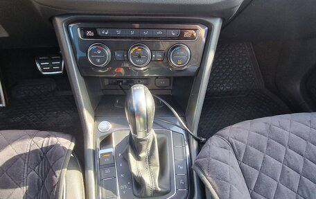 Volkswagen Tiguan II, 2018 год, 3 500 000 рублей, 13 фотография