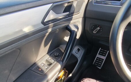 Volkswagen Tiguan II, 2018 год, 3 500 000 рублей, 14 фотография