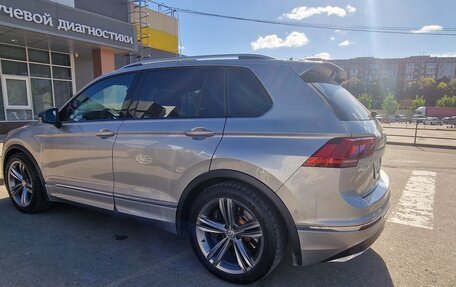 Volkswagen Tiguan II, 2018 год, 3 500 000 рублей, 24 фотография