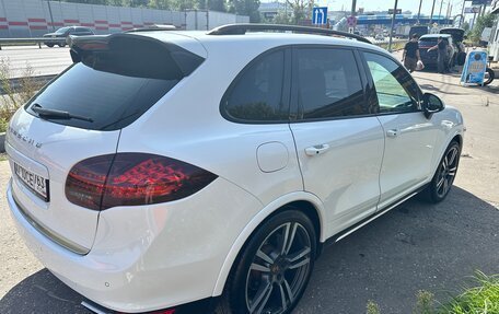 Porsche Cayenne III, 2013 год, 2 800 000 рублей, 2 фотография