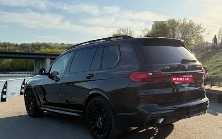 BMW X7, 2021 год, 7 650 000 рублей, 2 фотография