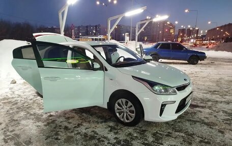 KIA Rio IV, 2018 год, 1 180 000 рублей, 8 фотография