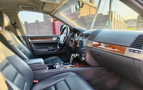 Volkswagen Touareg III, 2008 год, 980 000 рублей, 10 фотография