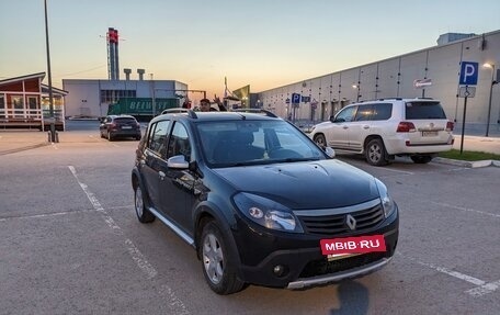 Renault Sandero I, 2013 год, 750 000 рублей, 2 фотография