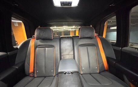 Rolls-Royce Cullinan, 2019 год, 28 000 000 рублей, 22 фотография