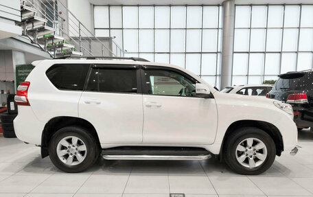 Toyota Land Cruiser Prado 150 рестайлинг 2, 2014 год, 2 950 000 рублей, 5 фотография