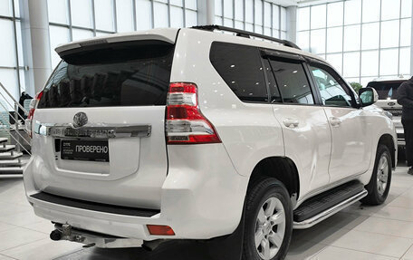 Toyota Land Cruiser Prado 150 рестайлинг 2, 2014 год, 2 950 000 рублей, 6 фотография