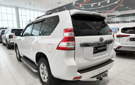 Toyota Land Cruiser Prado 150 рестайлинг 2, 2014 год, 2 950 000 рублей, 8 фотография