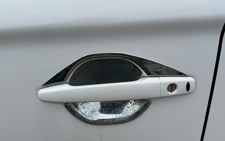 Mitsubishi Outlander III рестайлинг 3, 2021 год, 2 700 000 рублей, 5 фотография