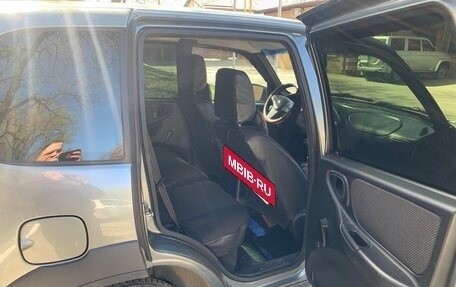 Chevrolet Niva I рестайлинг, 2017 год, 840 000 рублей, 6 фотография