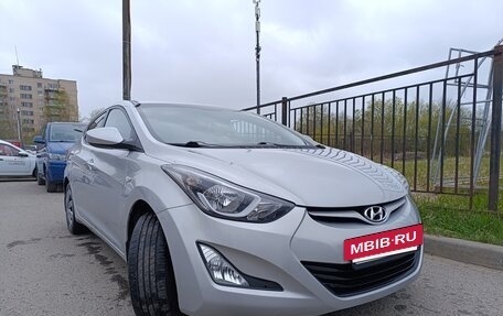 Hyundai Elantra V, 2014 год, 970 000 рублей, 2 фотография