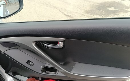 Hyundai Elantra V, 2014 год, 970 000 рублей, 11 фотография