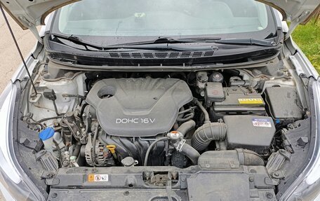 Hyundai Elantra V, 2014 год, 970 000 рублей, 14 фотография