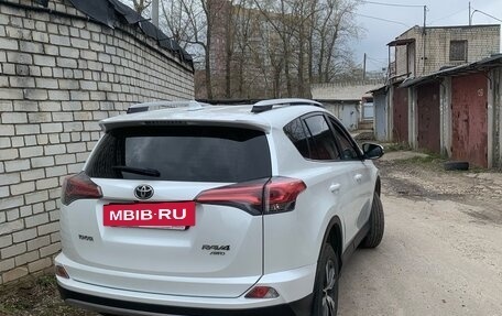 Toyota RAV4, 2019 год, 3 270 000 рублей, 3 фотография