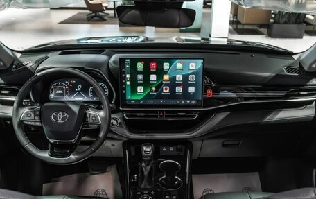 Toyota Highlander, 2026 год, 5 890 000 рублей, 9 фотография