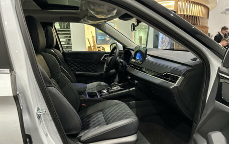 Mitsubishi Outlander, 2023 год, 4 071 000 рублей, 11 фотография