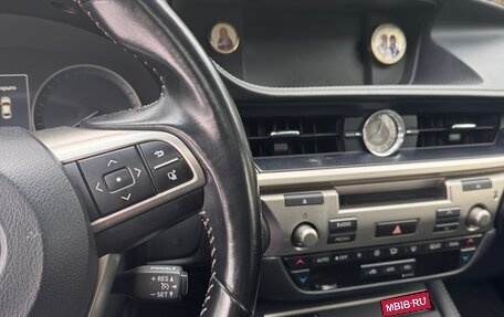 Lexus ES VII, 2017 год, 3 200 000 рублей, 1 фотография