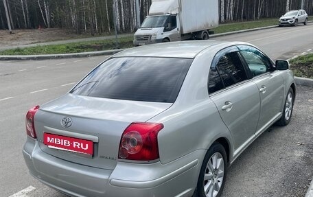 Toyota Avensis III рестайлинг, 2006 год, 715 000 рублей, 4 фотография