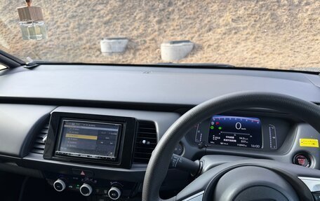 Honda Fit, 2020 год, 1 250 000 рублей, 20 фотография