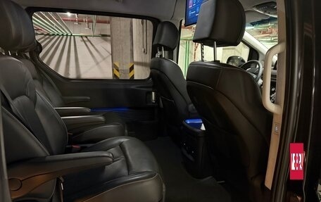 Hyundai Staria, 2021 год, 4 250 000 рублей, 16 фотография