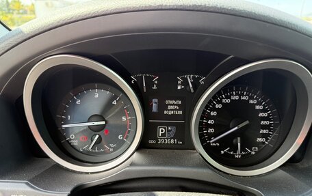 Toyota Land Cruiser 200, 2012 год, 3 470 000 рублей, 18 фотография