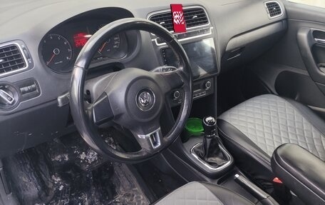 Volkswagen Polo VI (EU Market), 2012 год, 675 000 рублей, 16 фотография