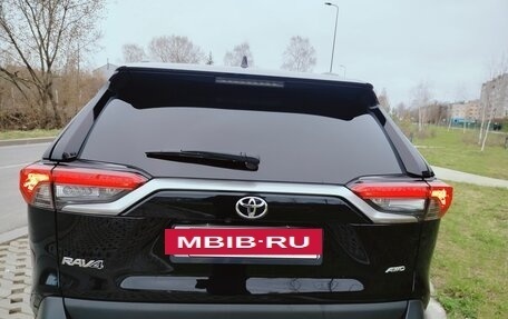 Toyota RAV4, 2020 год, 3 150 000 рублей, 4 фотография
