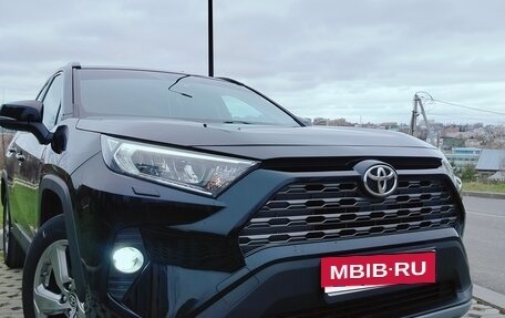 Toyota RAV4, 2020 год, 3 150 000 рублей, 7 фотография