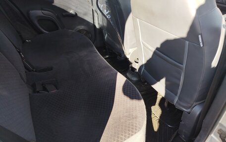 Nissan Micra III, 2004 год, 450 000 рублей, 12 фотография