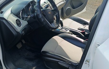 Chevrolet Cruze II, 2014 год, 950 000 рублей, 6 фотография