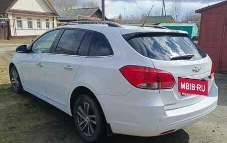 Chevrolet Cruze II, 2014 год, 950 000 рублей, 4 фотография