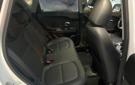 KIA Soul II рестайлинг, 2018 год, 1 800 000 рублей, 10 фотография