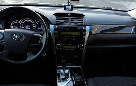 Toyota Camry, 2014 год, 1 700 000 рублей, 8 фотография