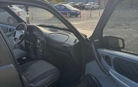 Chevrolet Niva I рестайлинг, 2003 год, 444 444 рублей, 13 фотография