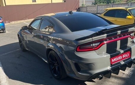 Dodge Charger, 2017 год, 3 200 000 рублей, 5 фотография