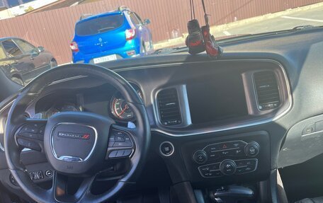 Dodge Charger, 2017 год, 3 200 000 рублей, 11 фотография